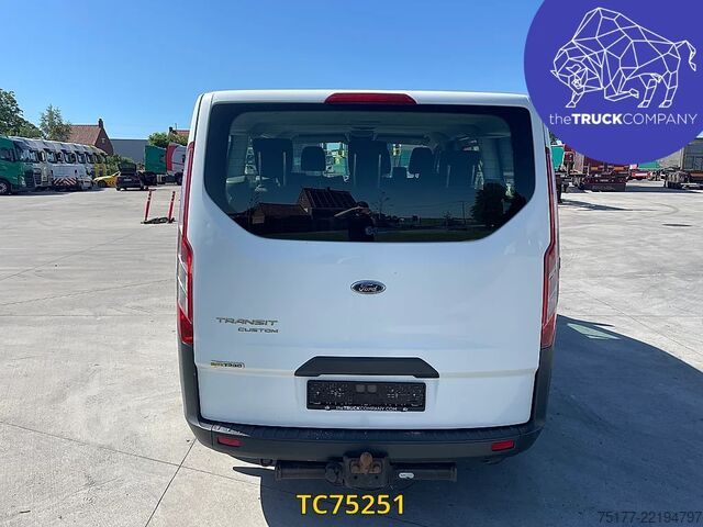 Passagertransport Ford Transit Transit kombi 130.35 9 places