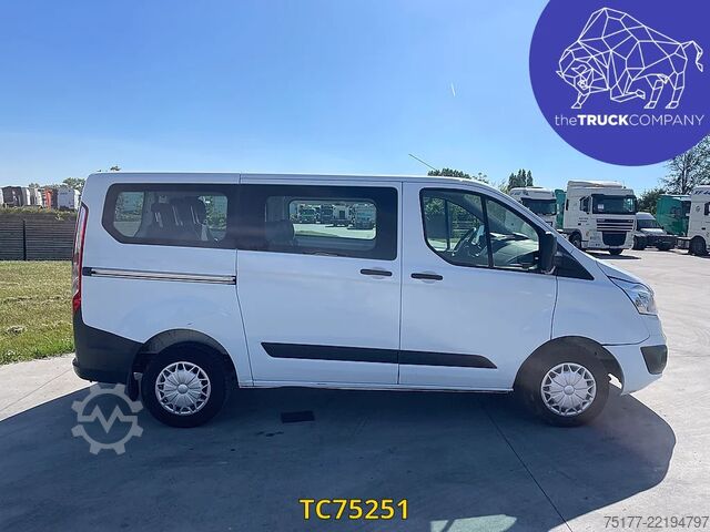 Passagertransport Ford Transit Transit kombi 130.35 9 places