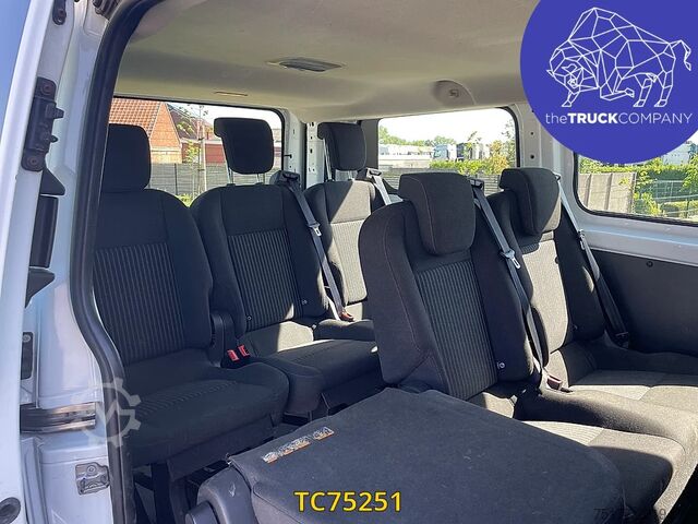 Passagertransport Ford Transit Transit kombi 130.35 9 places