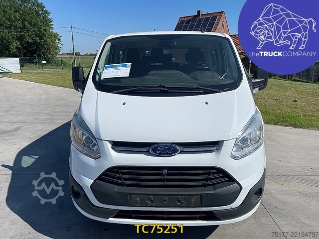 Passagertransport Ford Transit Transit kombi 130.35 9 places