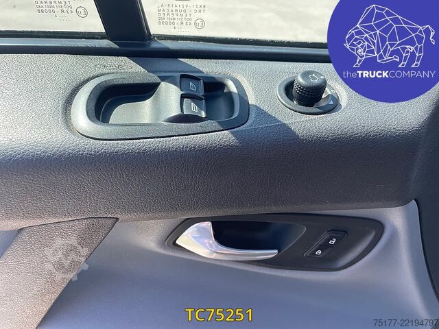 Passagertransport Ford Transit Transit kombi 130.35 9 places