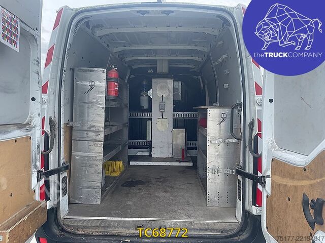 Løfteplatform Renault Master 145.35 nacelle