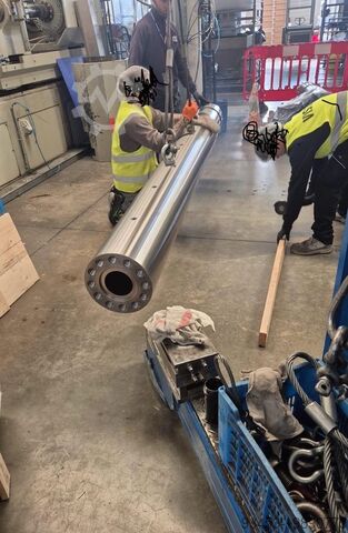 Presse à injection NEGRI BOSSI V 1250