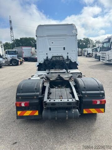 Standaard trekker MERCEDES-BENZ ACTROS 1840, MP4