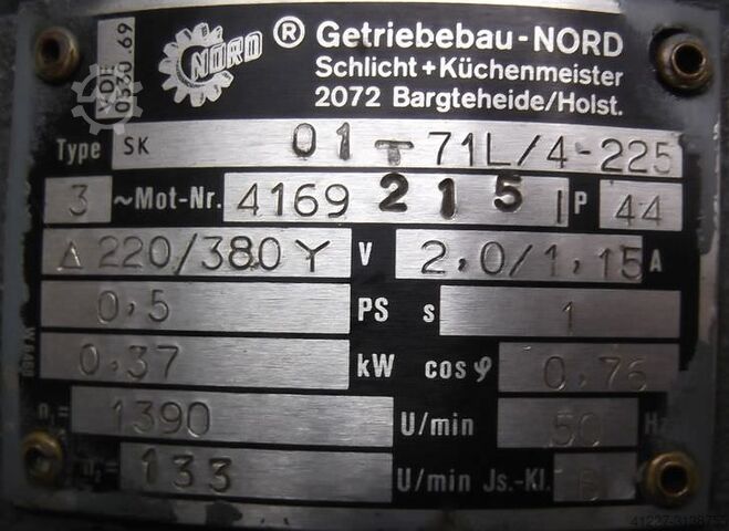 Redüktörlü motor 0,37 kW 133 devir/dakika Nord SK01-71L/4-225