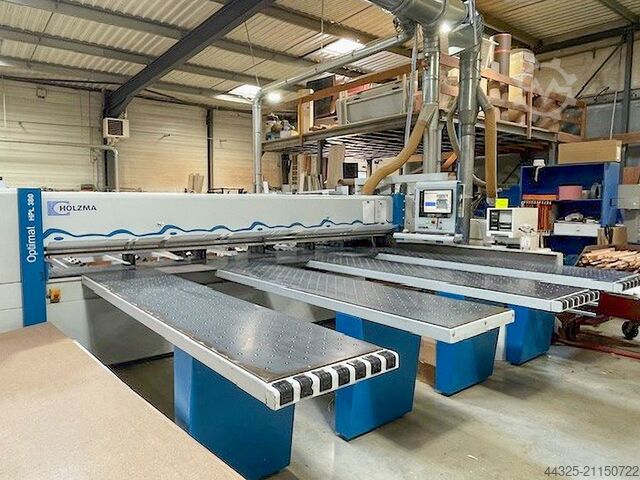 Plattensäge mit automatischer Beschickung HOLZMA HPL 380/43/22