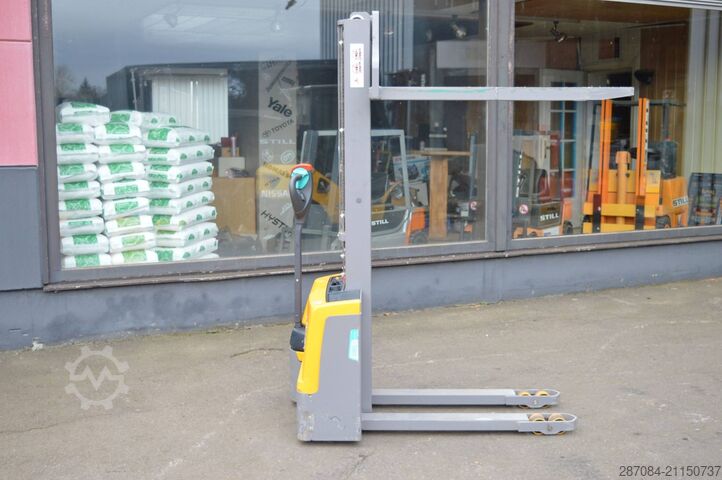 Hochhubwagen Jungheinrich EJC M10