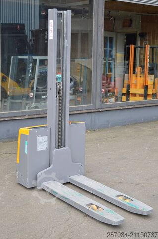 Hochhubwagen Jungheinrich EJC M10