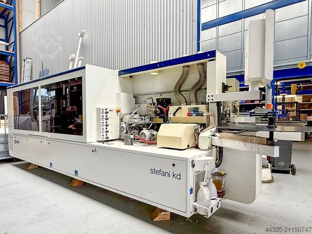 Einseitige Kantenanleimmaschine SCM STEFANI KD
