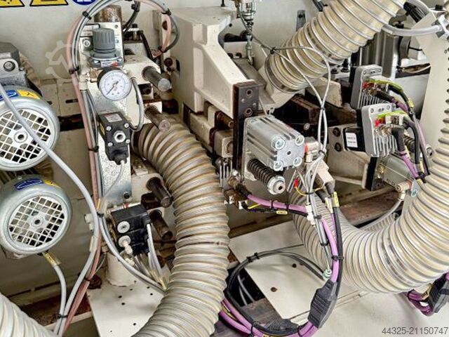 Einseitige Kantenanleimmaschine SCM STEFANI KD