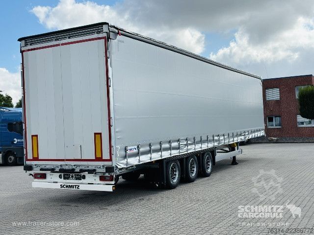 Auflieger mit Pritsche & Plane Schmitz Cargobull Curtainsider Mega Getränke