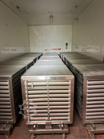 Retortenschalen und -wägen Steriflow Trays