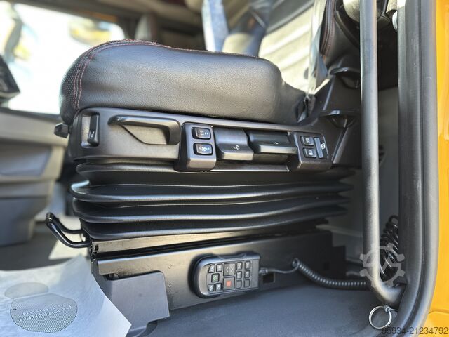 Standardni tegljač SCANIA 590S FULL PNEUMATIC