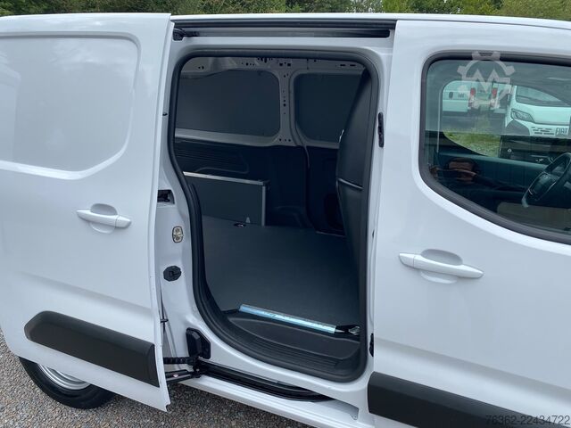 Furgone cassonato lungo FIAT Doblo Kastenwagen XL 1.5 Klima Kamera