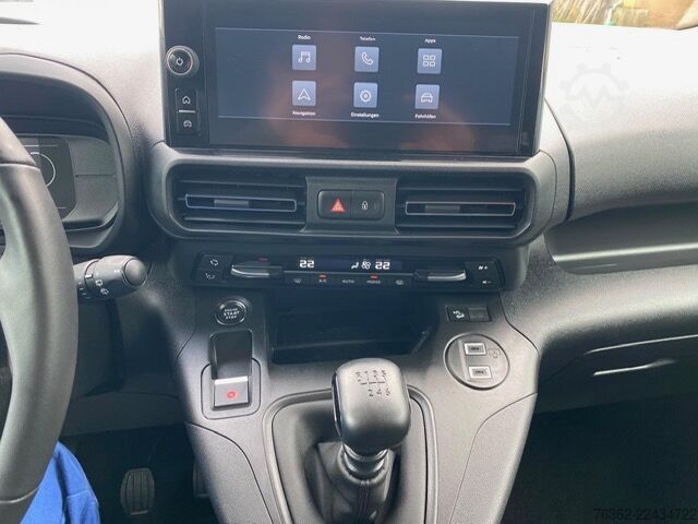 Furgone cassonato lungo FIAT Doblo Kastenwagen XL 1.5 Klima Kamera