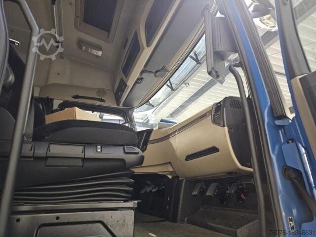 Camion porte-caisses amovibles MERCEDES-BENZ Actros 5 MB 1843 LL Fahrschul-Ausstattung 5500mm