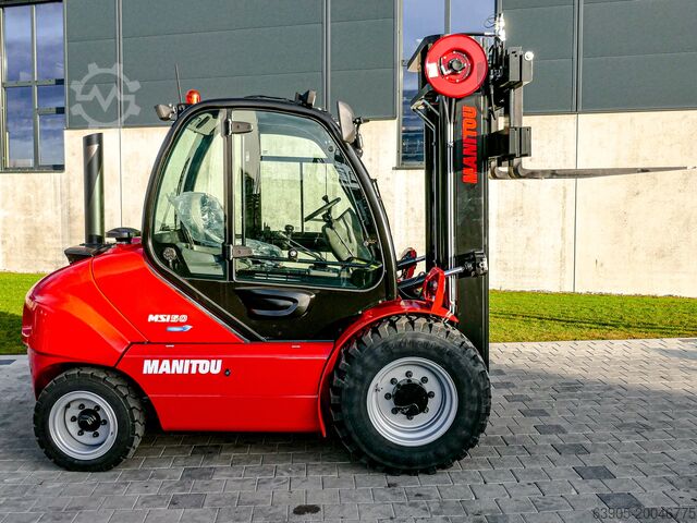 All-terrain forklift Manitou MSI 50