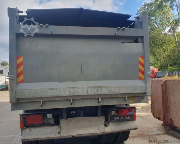 Tippbil MAN TGS 26.400 6x6 Kipper