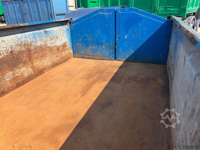 Kampós konténer  CONTAINER SCARRABILE USATO A CIELO APERTO