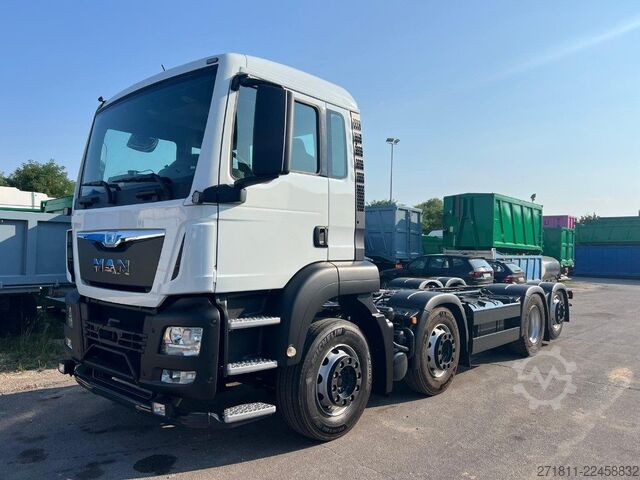 Teherautó alváz MAN MAN TGS 35.360 USATO A TELAIO 8X2