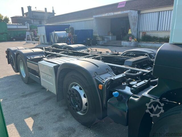 Teherautó alváz MAN MAN TGS 35.360 USATO A TELAIO 8X2