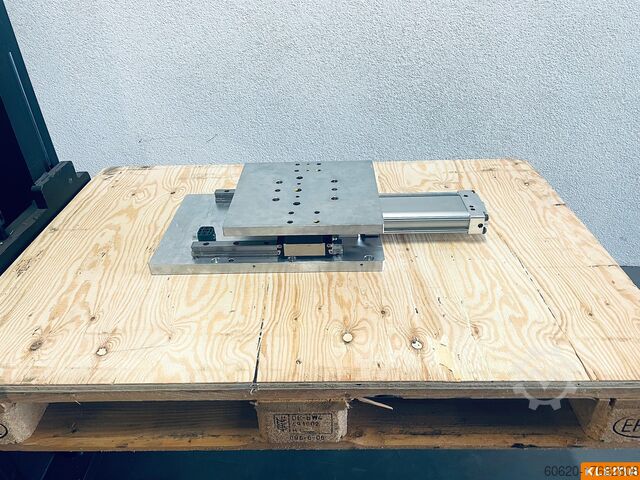 Unità lineare pneumatica Tünkers LE100-150 VRL SB T02