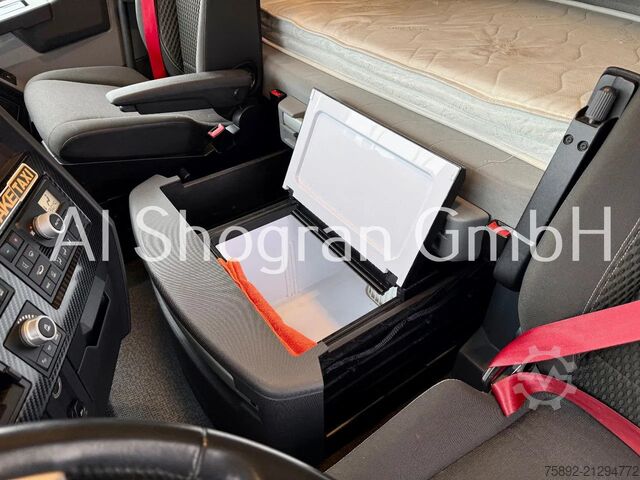 Standard-SZM Renault T520 HIGH/Retarder/Standklima/Euro 6d