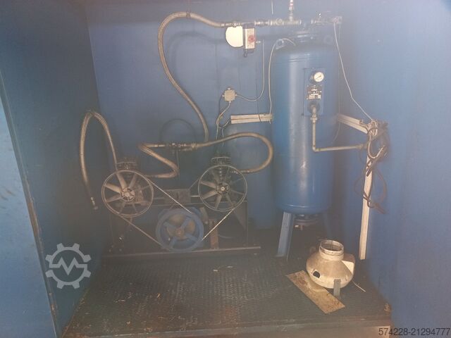 Air compressors / Piston compressor Reflex ZU 57/3 Industrial Air Compressor – 180L