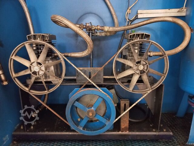 Air compressors / Piston compressor Reflex ZU 57/3 Industrial Air Compressor – 180L