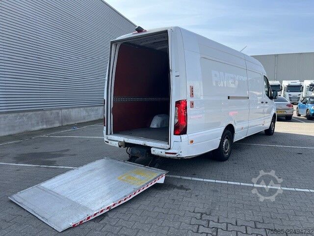 Stationvogn med højt tag Mercedes-Benz Sprinter 319 3.0 V6 CDI / Sleeper Cab / L4 H3 /...