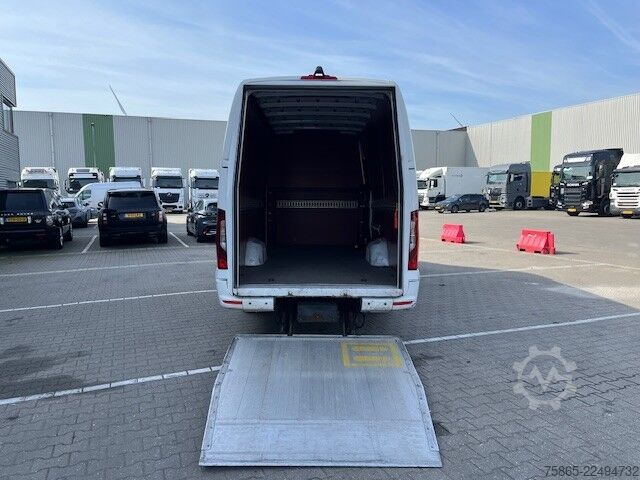 Stationvogn med højt tag Mercedes-Benz Sprinter 319 3.0 V6 CDI / Sleeper Cab / L4 H3 /...