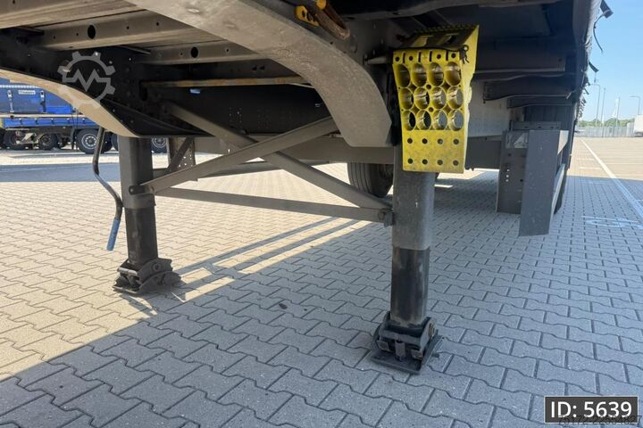 Csúszó ponyvák Schmitz Cargobull SCB*S3T / BPW Disk