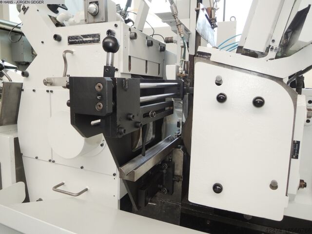 Centerloze - Rondslijpmachine KOENIG & BAUER MULTIMAT 150-5