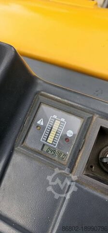 Vrachtwagen met laag hefvermogen Jungheinrich ERE220