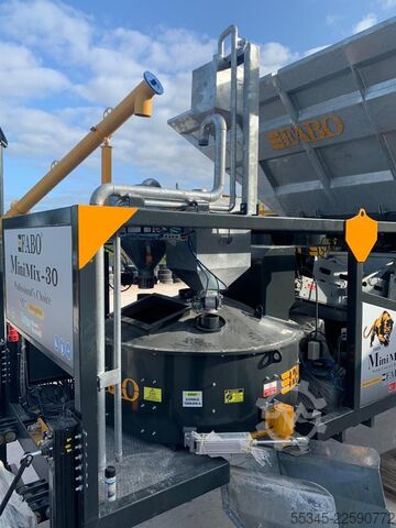 Usina de concreto móvel FABO Mobile Concrete Batching Plant 30 m3/h Mobile Concrete Batching Plant
