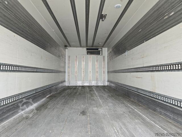 Kühlkoffer-LKW VOLVO FM420*FRIGOBLOCK*VOLLLUFT*PALFINGER LBW  2.5T*