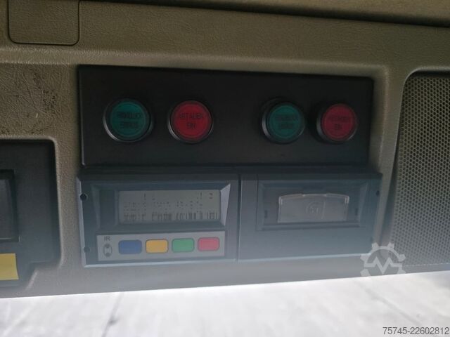Kühlkoffer-LKW VOLVO FM420*FRIGOBLOCK*ROHR DURCHLADER*LBW  2.5T*