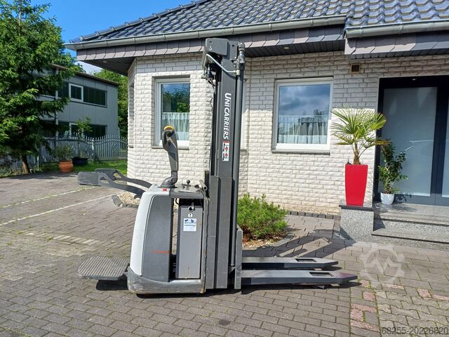 Palet istifleyici Hochhubwagen PSP160/TRIPLEX/Batterie 2020/Doppelstock