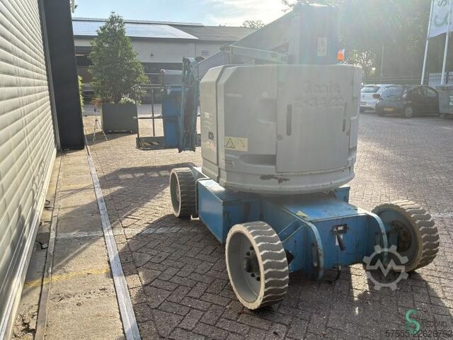 Plataforma elevatória Genie Z-34/22N