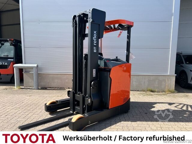 Carretilla retráctil Toyota RRE 160 H / nur 950h!
