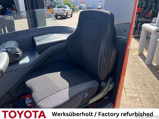 Carretilla retráctil Toyota RRE 160 H / nur 950h!