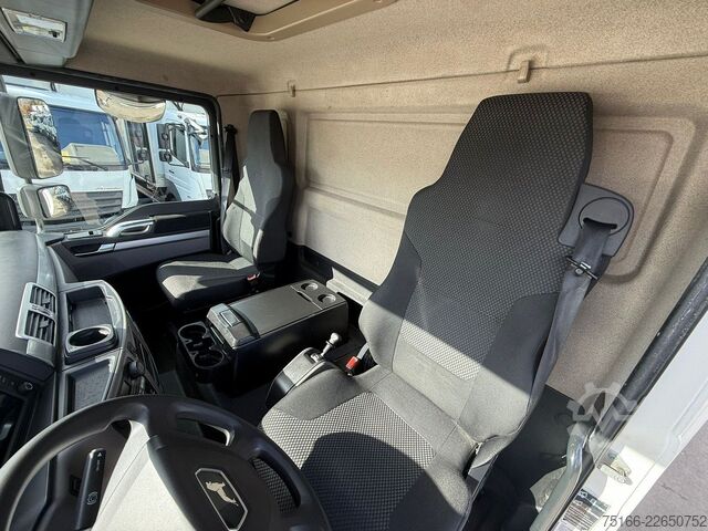 Vrachtwagen met bakwagen MAN TGL 8.190 Koffer 6,50 m LBW 1,5 T*Diff-Sperre HA