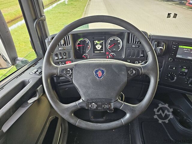 Estándar-SZM SCANIA R580 CR 19,150 ton