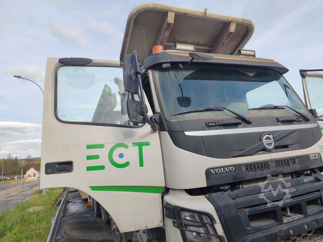 Leddet dumper Volvo FMX500 (not road legal)