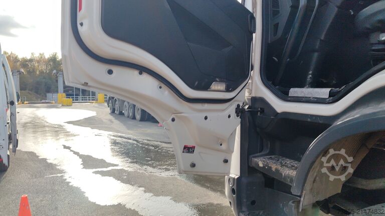 Leddet dumper Volvo FMX 500