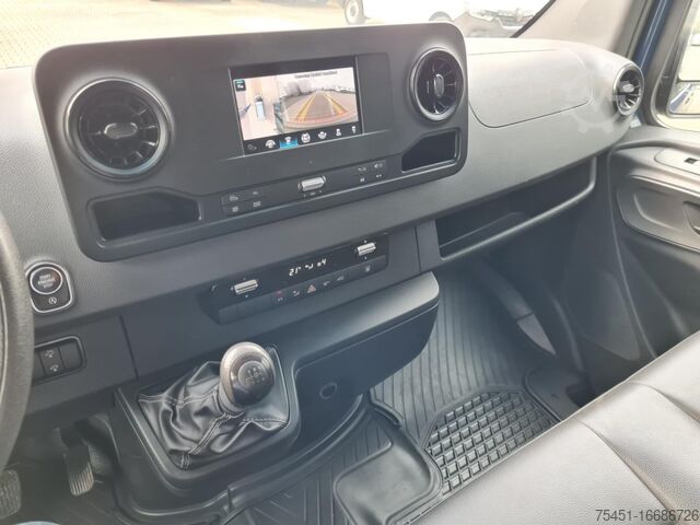 Furgon z wysokim dachem Mercedes-Benz Sprinter 316 Kasten CDI MR RWD AHK MBUX KAMERA