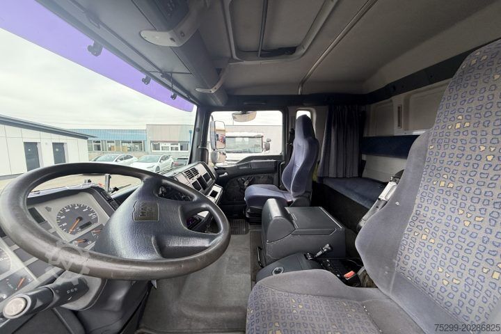 Speciale doeleinden vrachtwagen MAN 18.413 FLLC 4x2 BDF+Koffer / Swiss-Vehicle