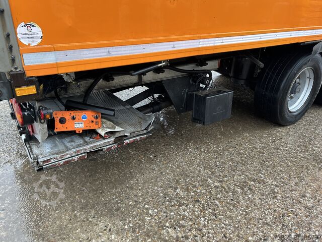 Kølet/frosset transport Kögel / SOR Iberica-S3E / Carrier Vector 1550 / Kuhl ...