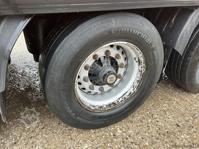 Kølet/frosset transport Kögel / SOR Iberica-S3E / Carrier Vector 1550 / Kuhl ...