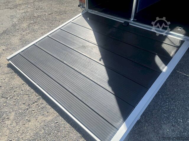  Cheval Liberté TOURING JUMPING V1 DUNKELBLAU +SATTELKAMMER